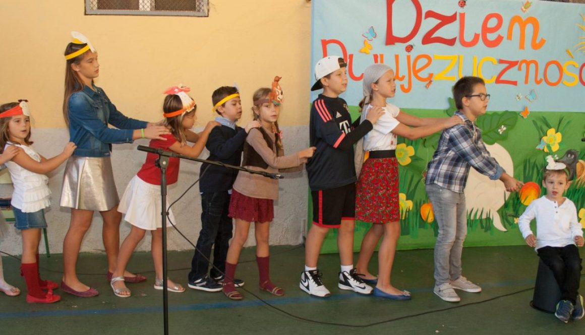 dwujezycznosci NAGLOWEK