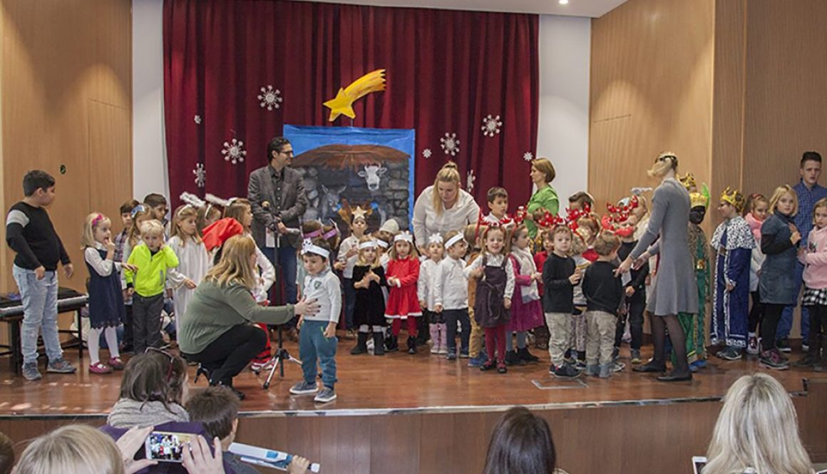 Boze Narodzenie 2018-0130 NAGLOWEK